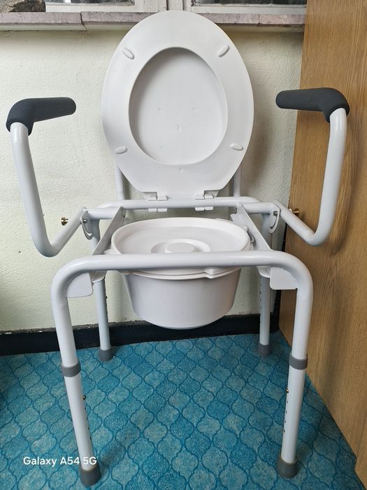 Тоалетен стол ползван