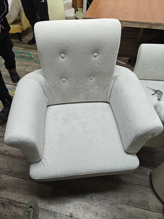 Кресла новые собственого производства