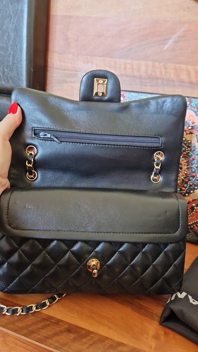 Vând geanta Chanel piele naturala