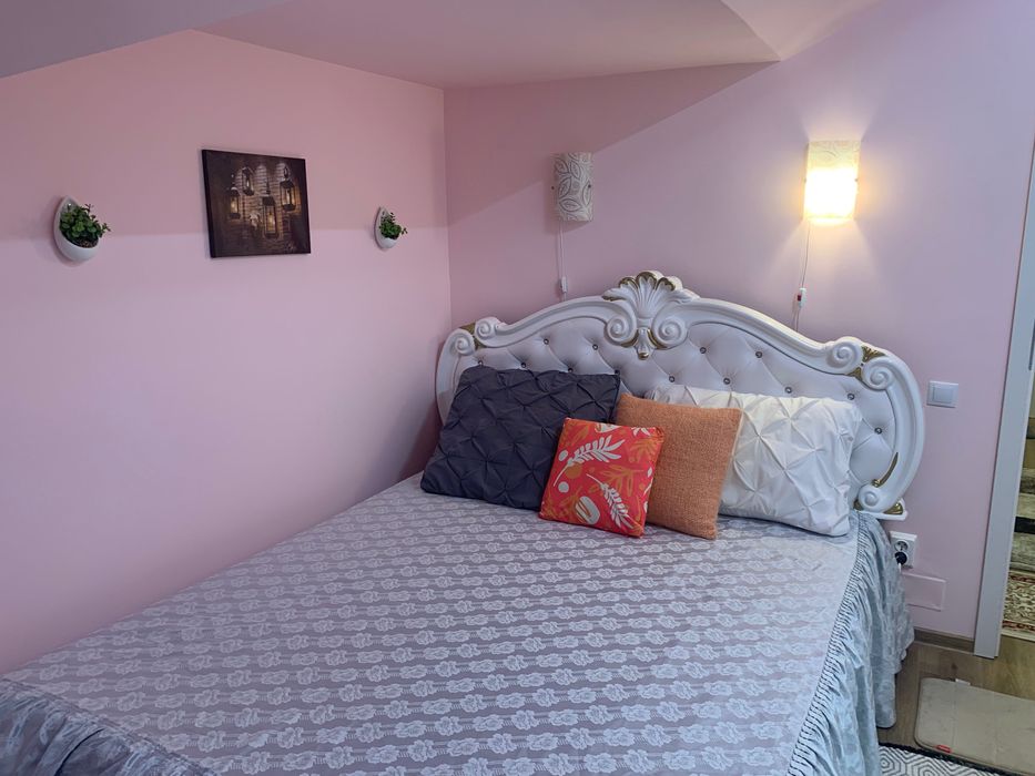 De inchiriat Apartament 3 camere( 2 dormitoare) in Floresti