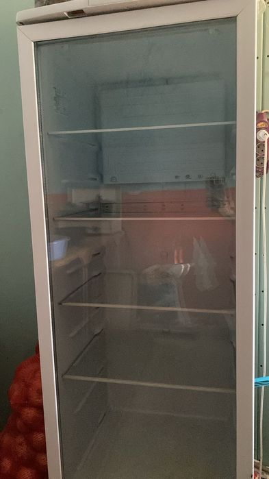 2 холодильник сатылады