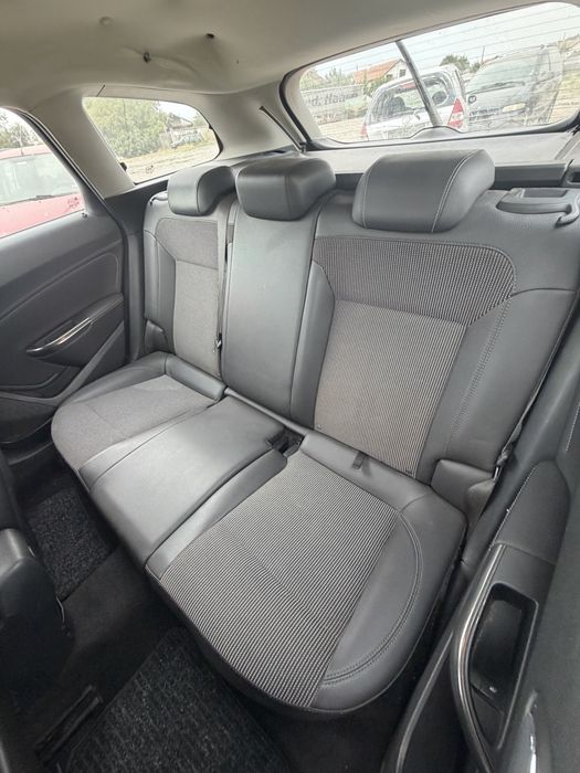Opel Astra J Sports Tourer 1.7 CDTI 125 hp A17DTR 2012 g. на части
