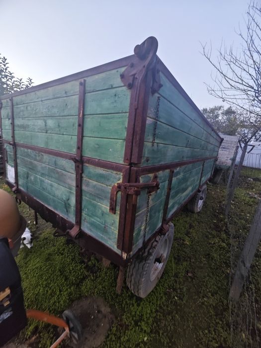 Ремарке за трактор