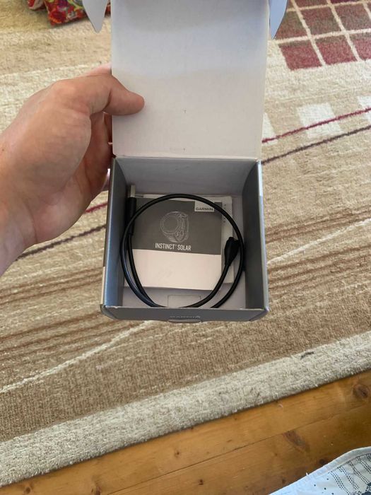 Часы Garmin Instinct Solar