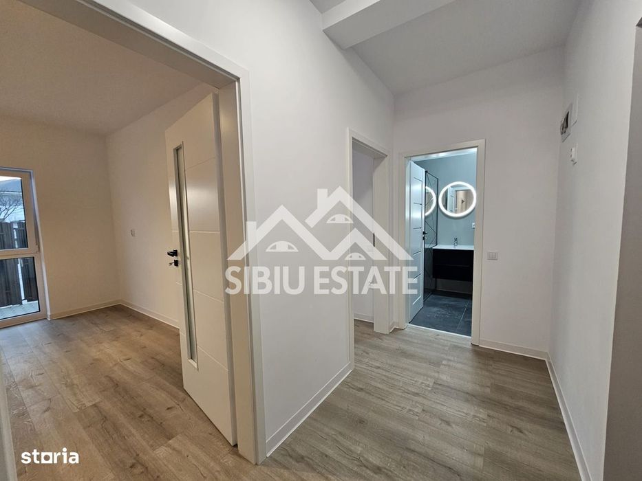 Apartament 2 camere decomandat, 2 parcari