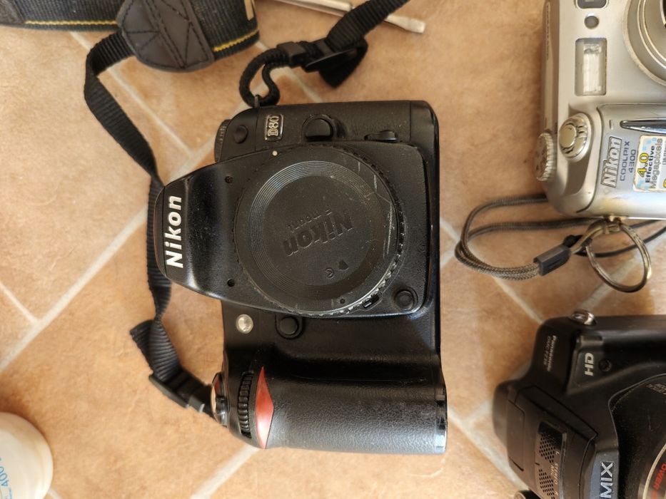 Nikon D80  coolpix4300 si panasonic lumix FZ38