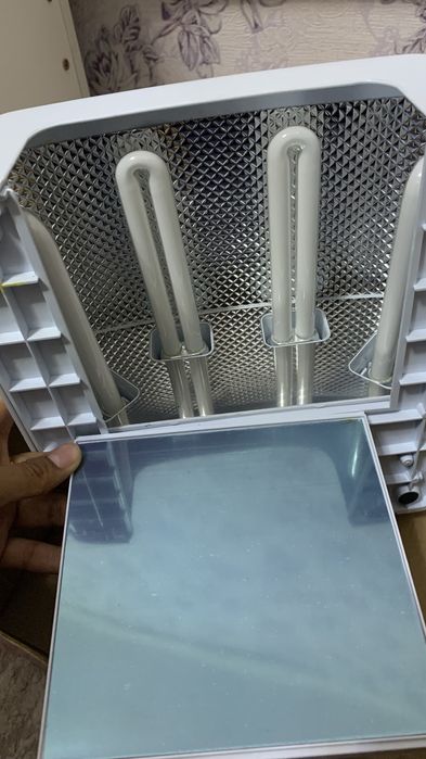 Лампа для маникюра