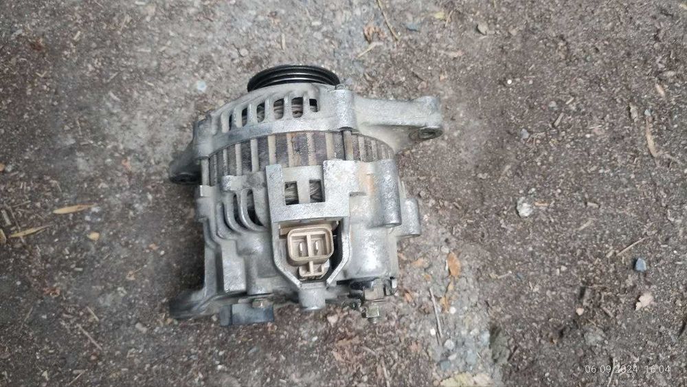 Генератор Ниссан  GA16DE