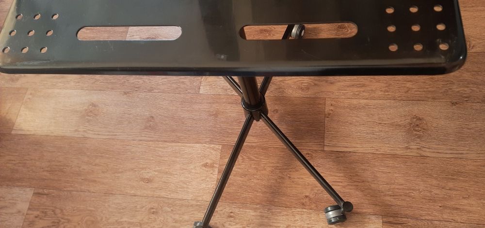 Подставка под телевизор