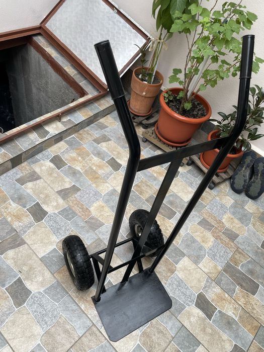 Carucior marfa, schelet metalic