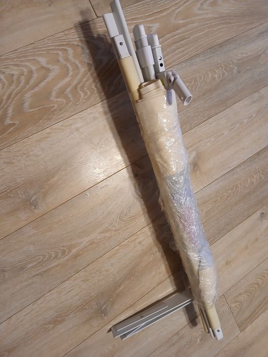 Bariera protectie pat, inaltimea ajustabila intre 63-76 cm, crem, 200 cm