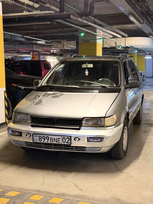 Митсубиси спэйс вагон