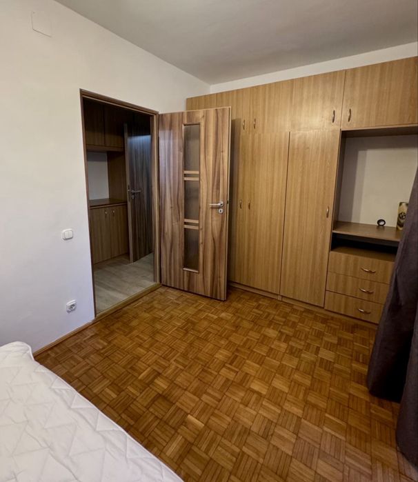 De închiriat ZONA IULIUS MALL - FSEGA: Apartament 3 camere, Etaj 1, cu Parcare –  Aleea Borsec