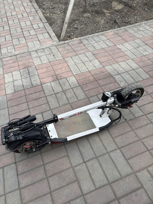 Продам Электросамокат