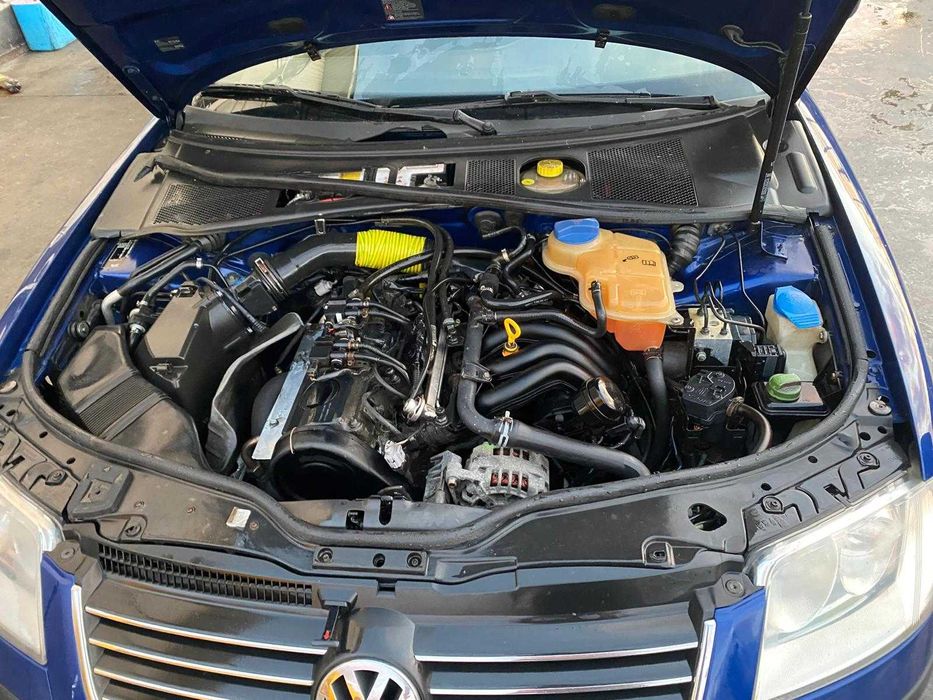 dezmembrez volkswagen golf 4 /volkswagenTouran 2.0 //volkswagen golf 6/Volkswagen Passat (B5.5)/usa passat /capota golf /alz/axp/