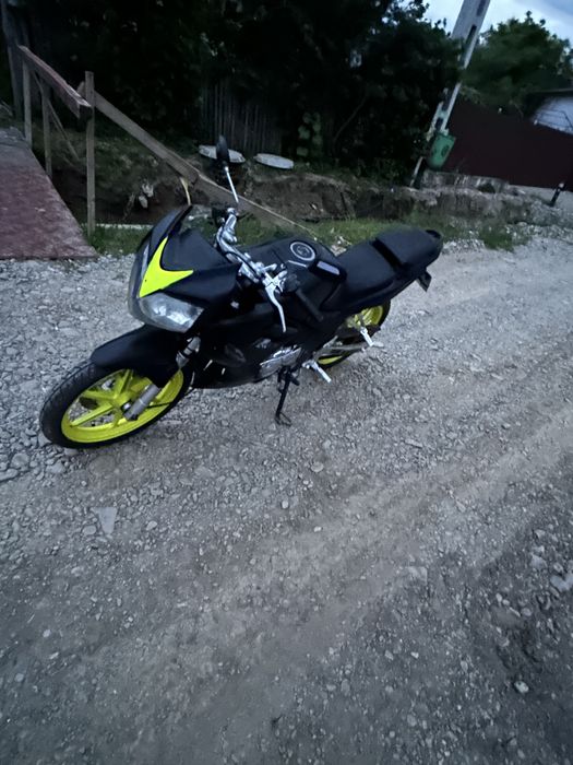 Honda cbr 125r jc 34 2005