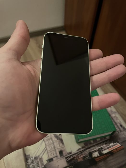 Iphone 12 mini verde deschis
