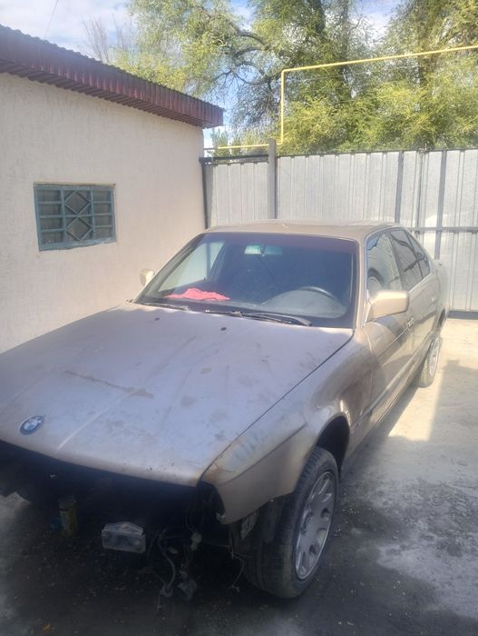 Продам БМВ 520 без мотора