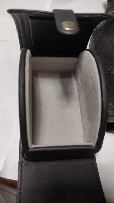 Продам часовую коробку