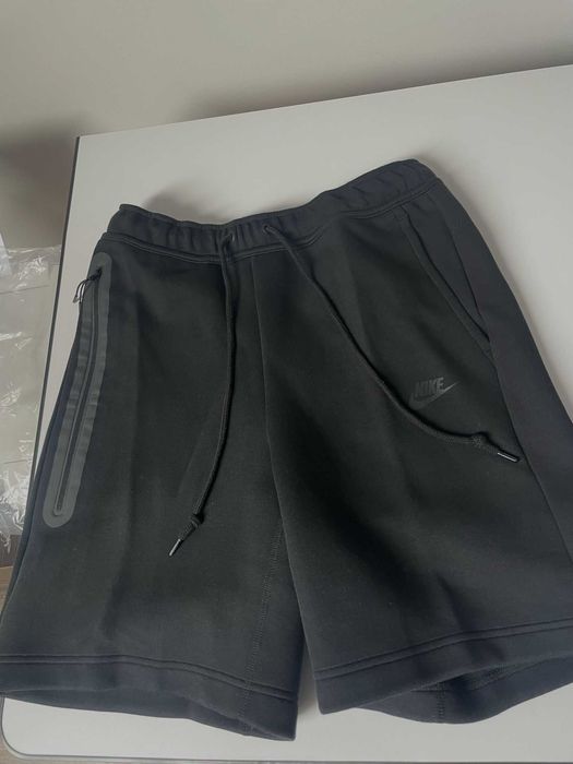 Nike tech shorts