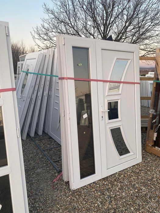 usi duble cu modele in ea noi de la 1650 lei