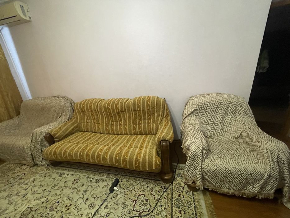 Продам диван б/у
