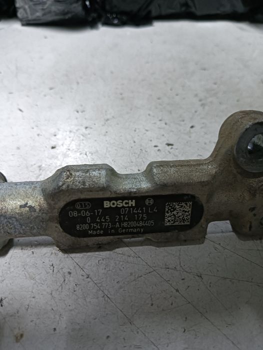 Rampa Injectoare Renault Master Ii Box Fd 1998 - >, Box Oem 8200754773