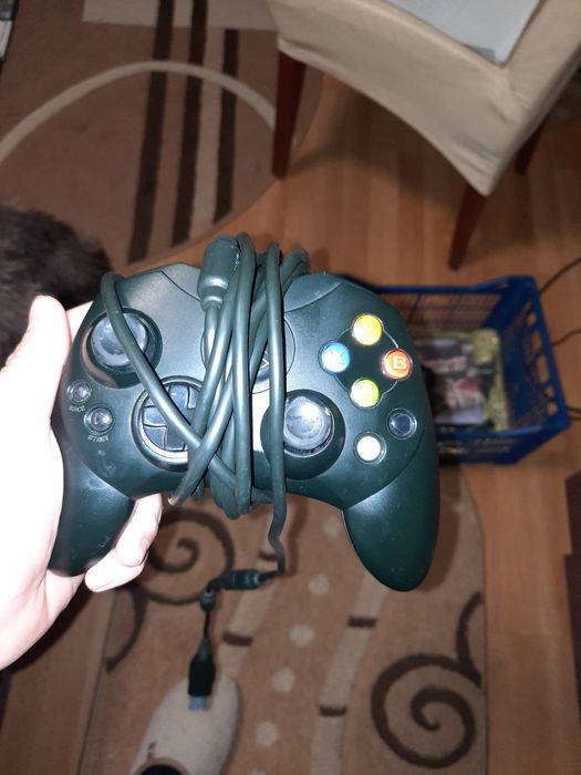 Văd xbox cu jocuri