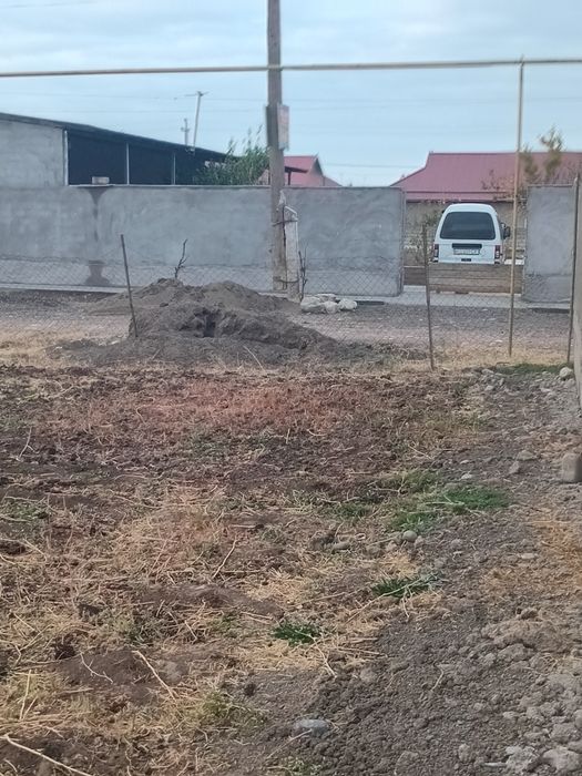 Yer sotiladi 2,5 sotiq