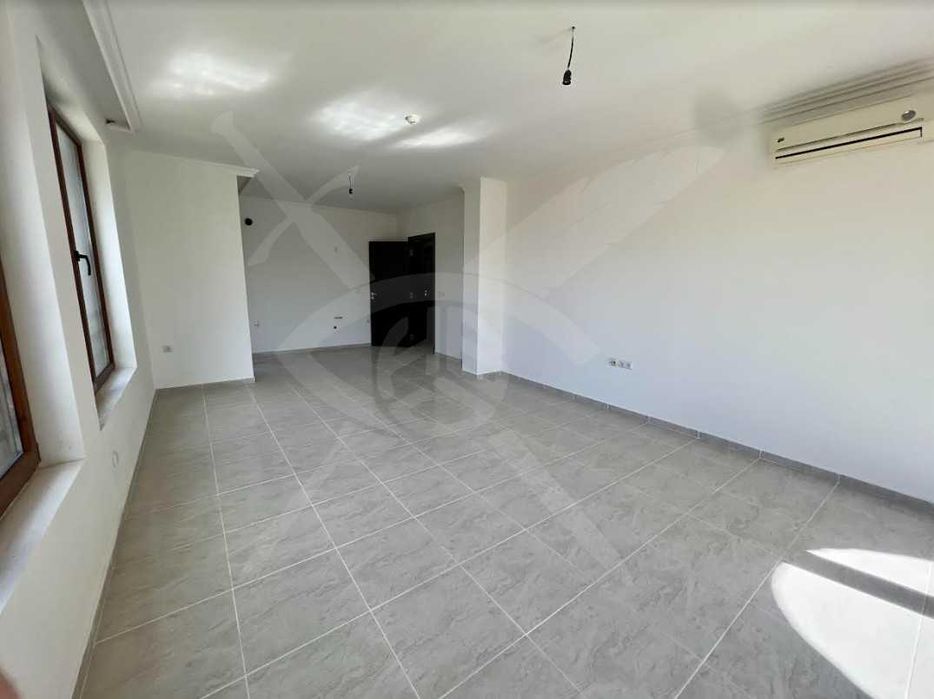 Продава се Многостаен апартамент в Свети Влас - 150 кв.м за 1307 €/кв.м - Снимка #2