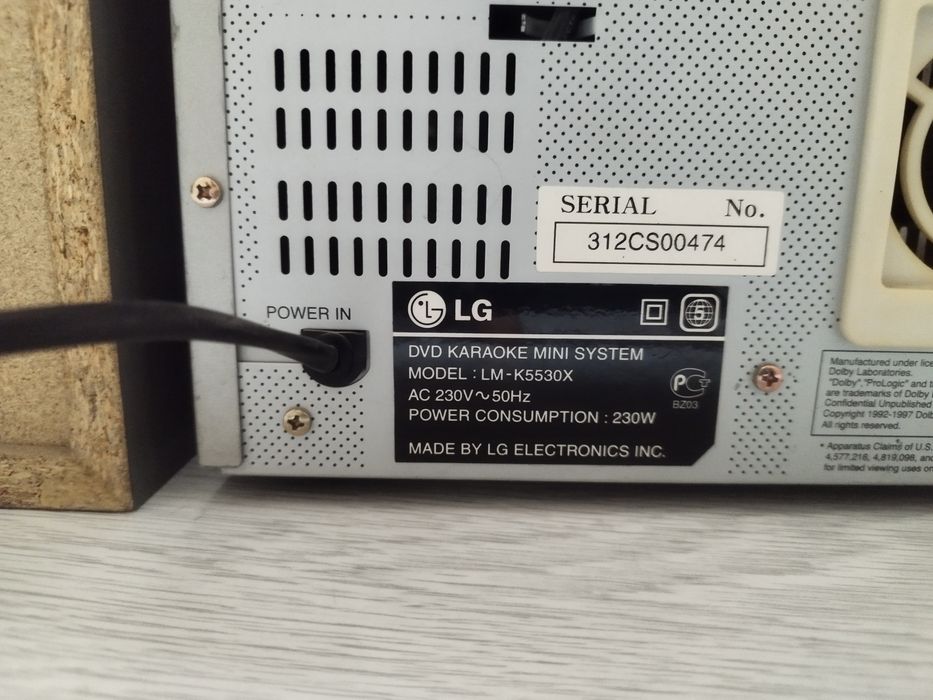 Музыкальный центр LG