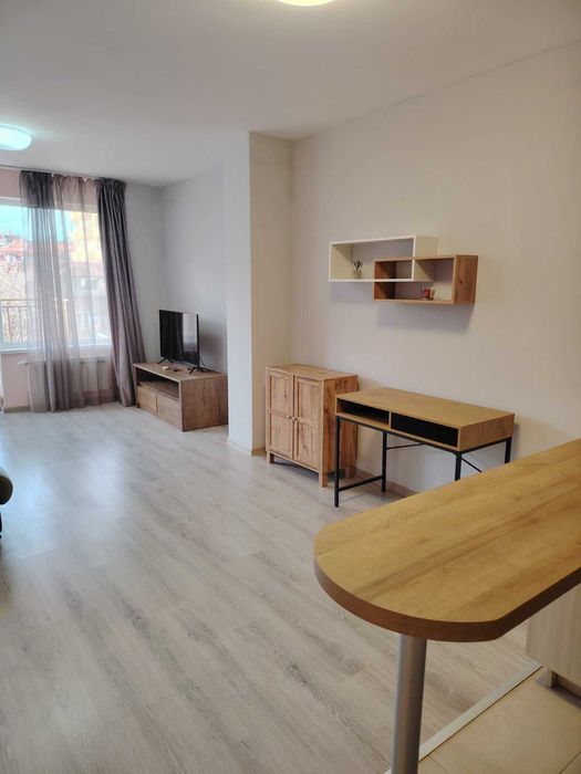 Дава се под наем Двустаен апартамент в София, Хиподрума - 89 кв.м за 747.66 € - Снимка #3