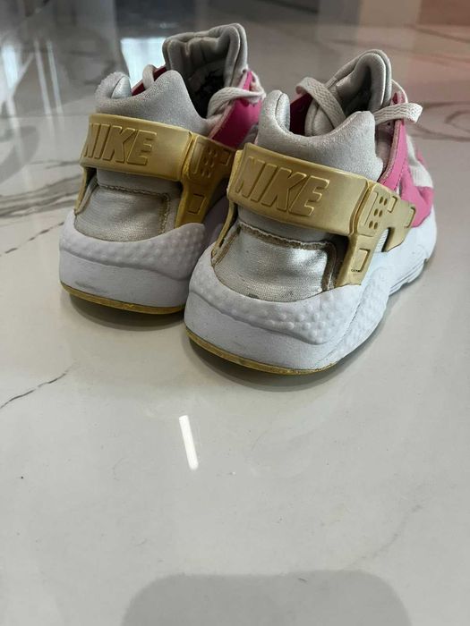 Детски маратонки NIKE huarache