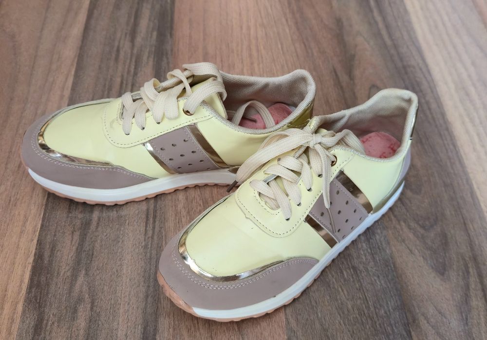 Дамски Маратонки