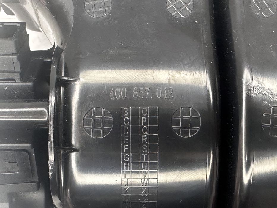 Клапа задни духалки AUDI A6 A7 C7 4G 4G0857042 3BB9000188