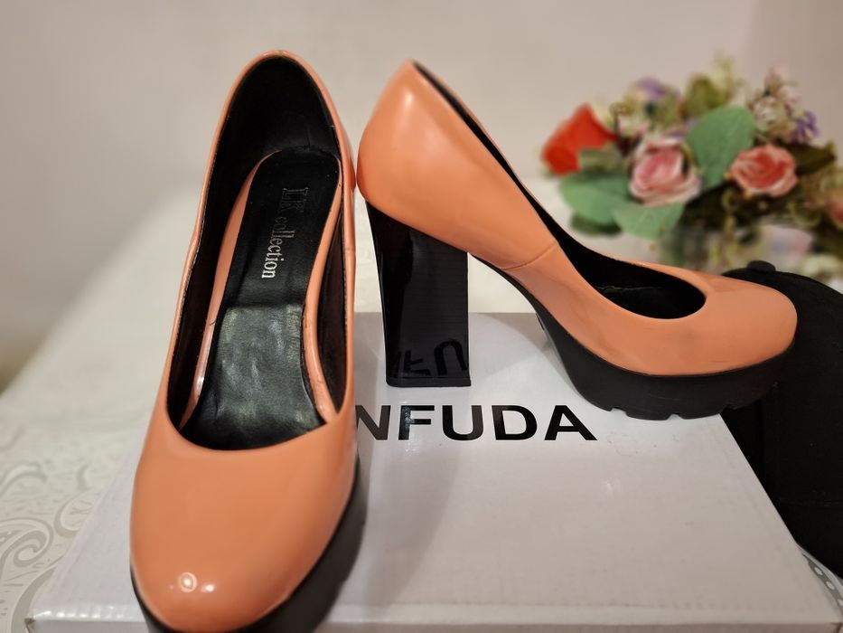 Ayollar tuflisi Sifatli