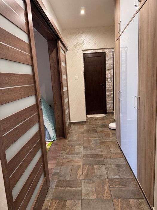 Продава се Тристаен апартамент в София, 7-ми 11-ти километър - 90 кв.м за 2612 €/кв.м - Снимка #7