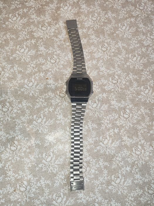 Casio A168 Vintage, оригинальные электронные часы