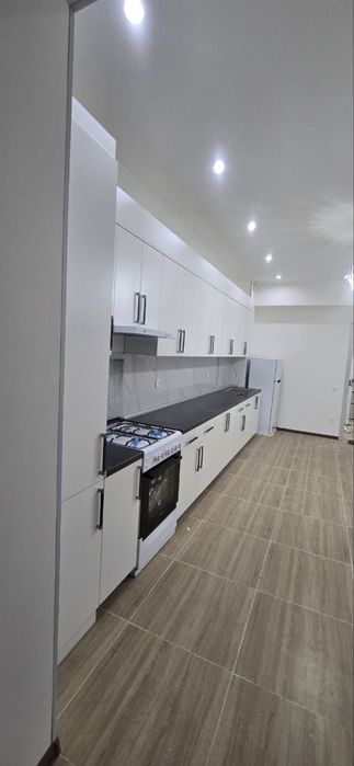 Продам новостр Мирз р-н 58кв