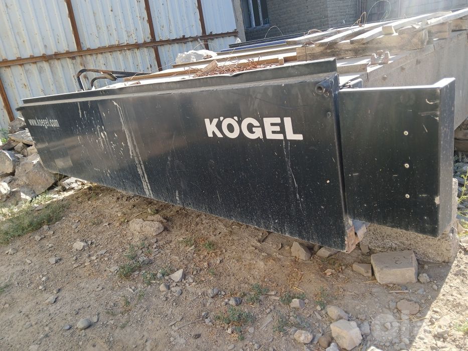 Kögel tirkama kuzovi sotiladi