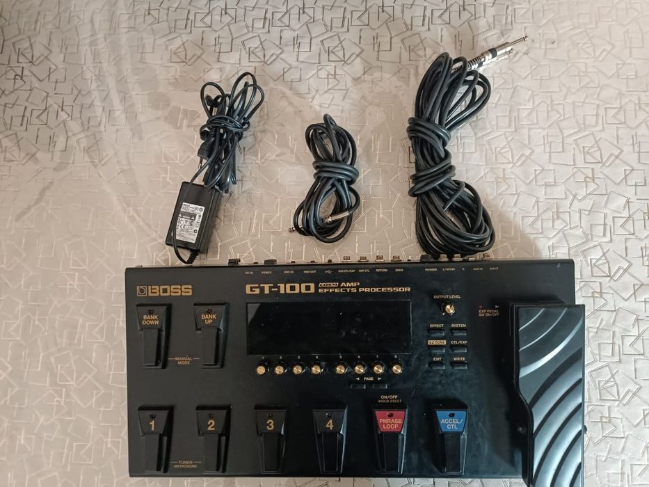 Срочно гитара ва протцессер комплект сотилади холати идеал