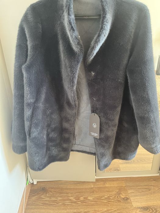 Продам эко шубу -17000