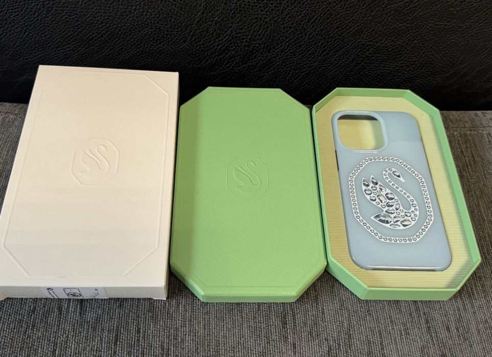 Оригинален кейс Swarovski iPhone 13 Pro протектор case