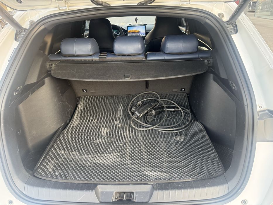 Byd song gibrid 2.300$ bn nomizga oʻtadi