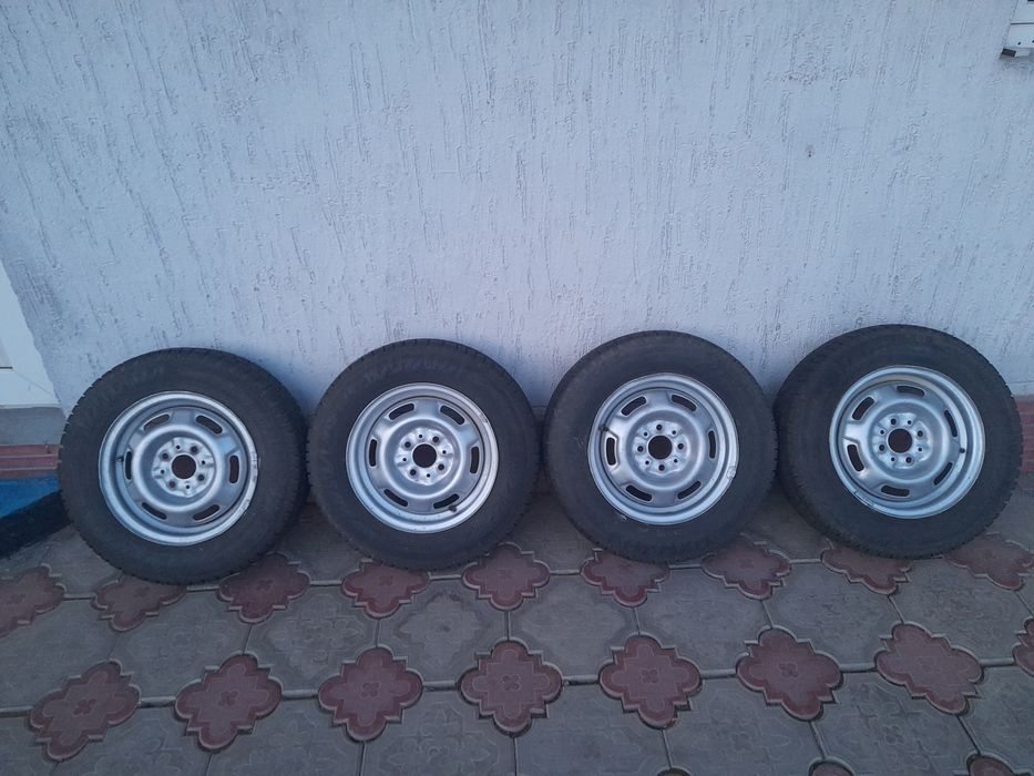 Зимняя резина с дисками на Ваз жигули!