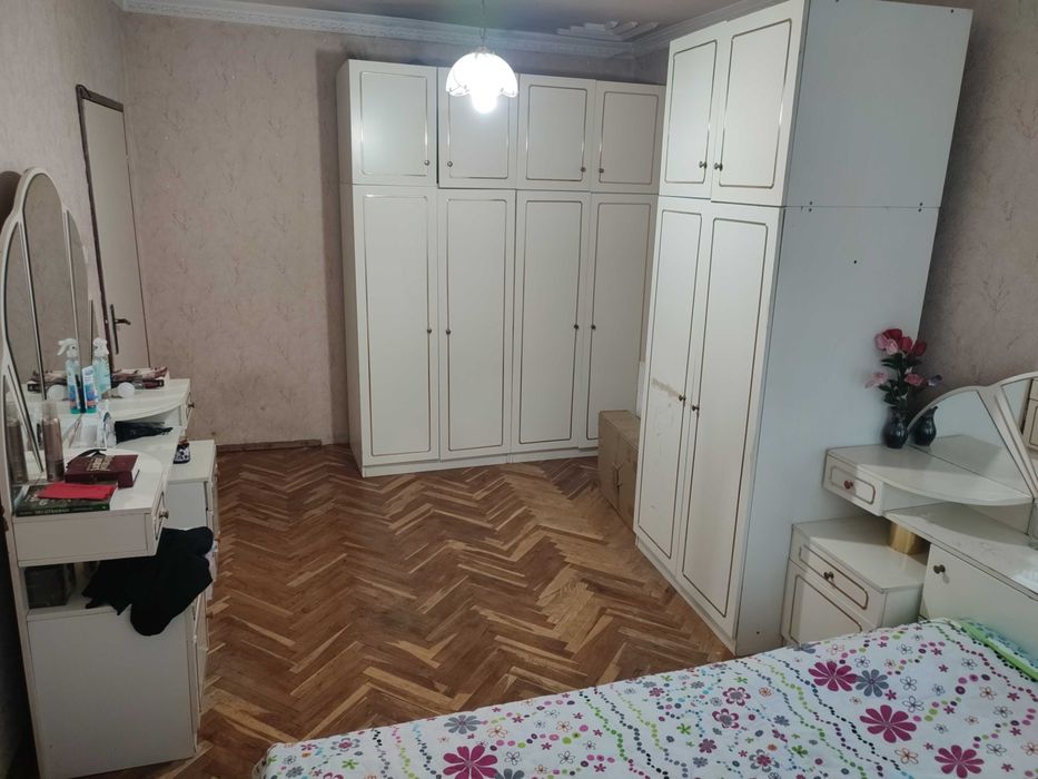 Продава се Двустаен апартамент в Търговище, Център - 74 кв.м за 931 €/кв.м - Снимка #6