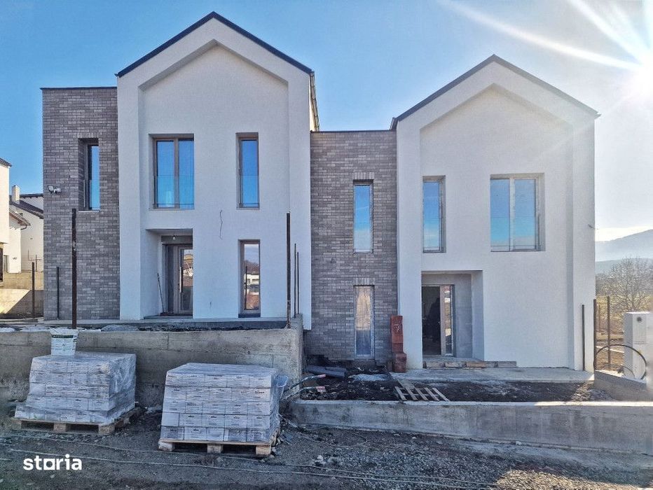 0% comision! Casa cu CF zona Stadion, 2 parcari, incalzire in pardosea