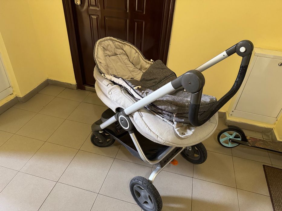 Бебешка количка Stokke