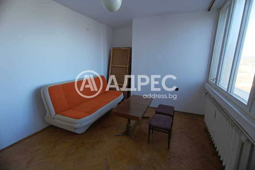 Двустаен апартмаент в ж.к. "Васил Левски"!