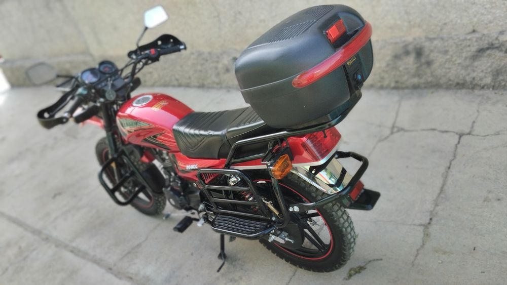 Продам мотоцикл KULAGER 200CC